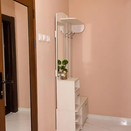 Lägenhet Comfy 1-bedroom In Chayka Neighbourhood By Flat Mаnаger *