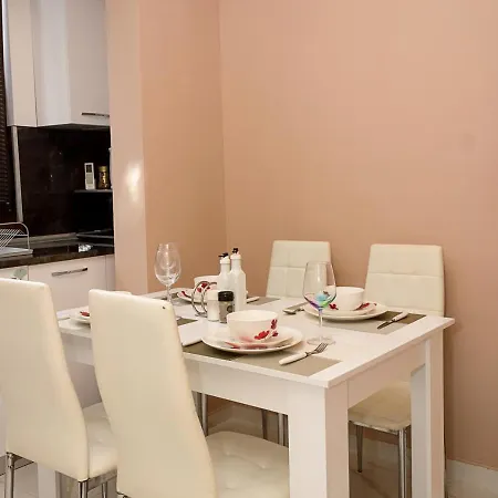 Διαμέρισμα Comfy 1-bedroom In Chayka Neighbourhood By Flat Mаnаger